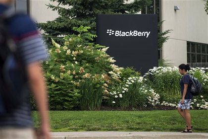 `BlackBerry` 4500 işçisini qovacaq