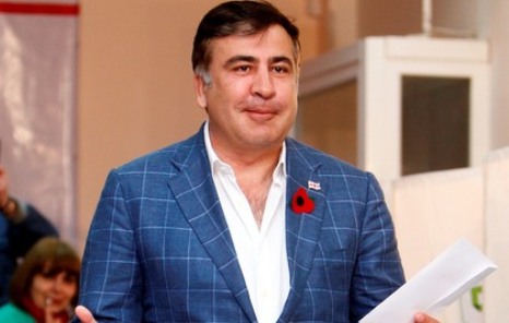 Saakaşvili ABŞ-da işçi vizası alır 
