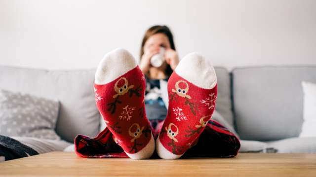 Pourquoi les femmes ont-elles les pieds froids ?