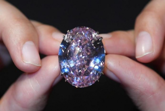 For world's super-rich, a pink diamond is forever