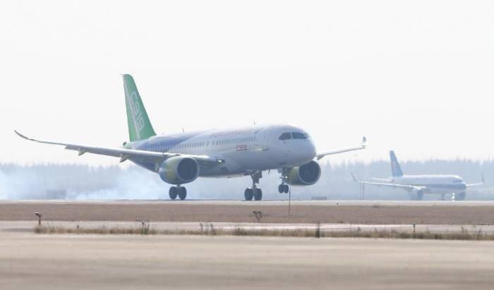 İki aviaşirkət Bakıya uçuşla bağlı saziş imzalayıb