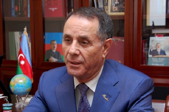 Novruz Mammadov schrieb über Paris-Terror 