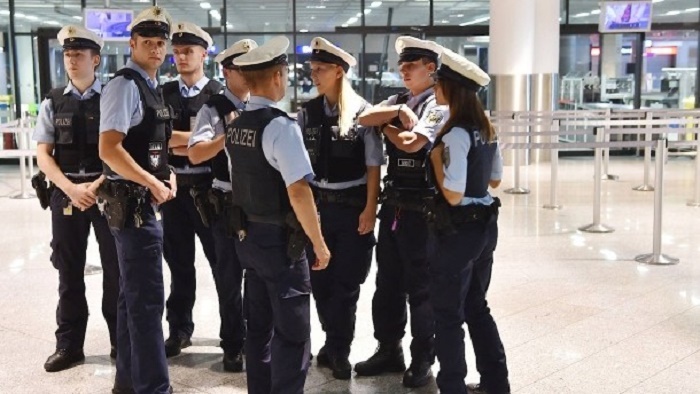 Grüne fordern Migrantenquote für Polizei