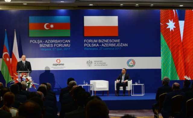 Azerbaijan-Poland business forum held in Warsaw