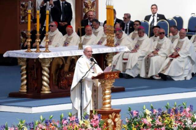 Shutting out immigrants is not Christian, pope says