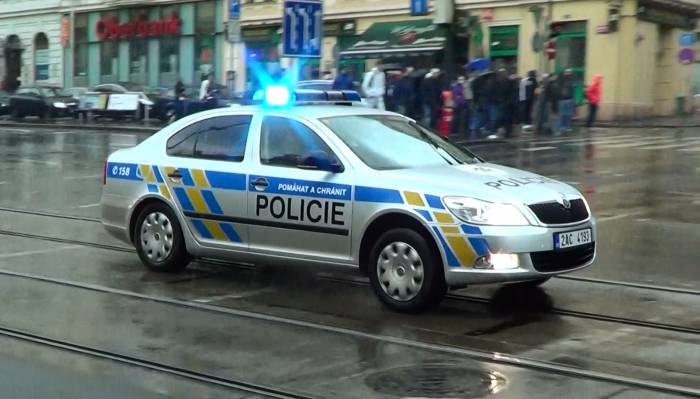 Prague/accident de bus: 3 morts, 45 blessés