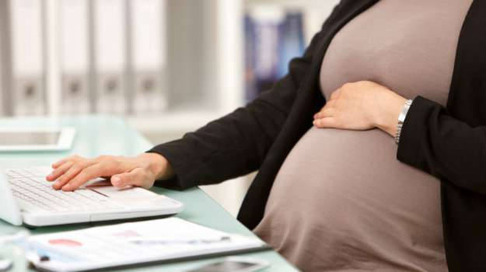 Mothers with unhealthy pregnancy weight risk obesity