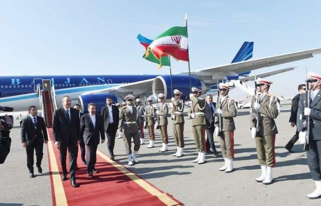 Ilham Aliyev arrives in Iran on official visit 