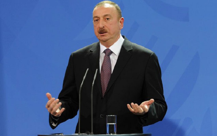 Ilham Aliyev nimmt an Beirat- Konferenz teil