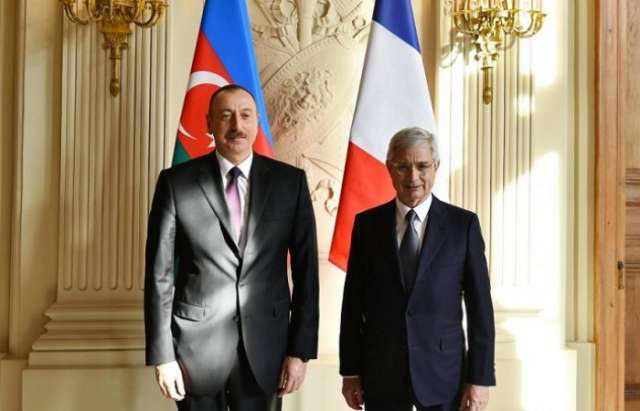 Entretien de Ilham Aliyev avec le président de l’Assemblée nationale française - PHOTOS