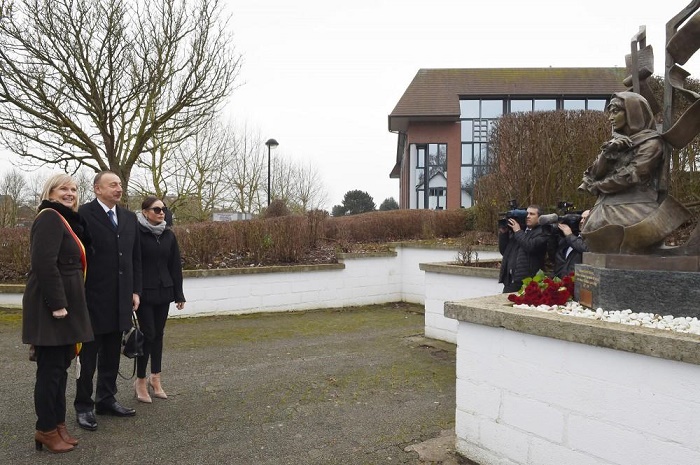 President and his spouse visited statue of Khurshidbanu Natavan in Waterloo