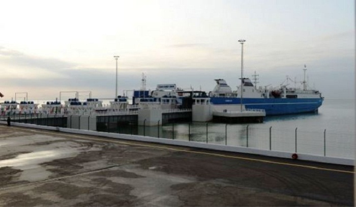Baku port to tranship over 5 mln tons of cargo in 2016