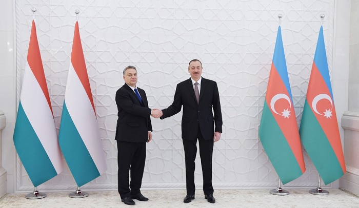 President Ilham Aliyev, Hungarian PM hold one-on-one meeting
