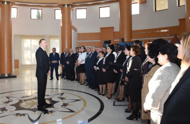  İlham Əliyev: `Heç kim bizə kömək etməyib`