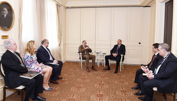 President meets with Chairman and President of Export-Import Bank of US