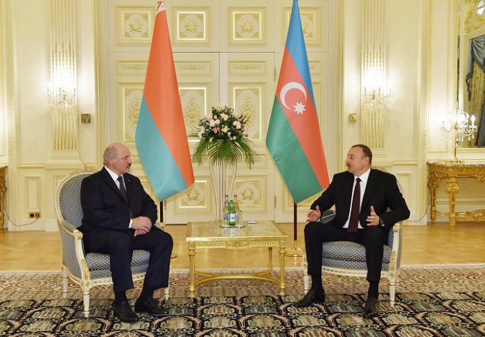 Ilham Aliyev rencontre son homologue biélorusse Alexandre Loukachenko