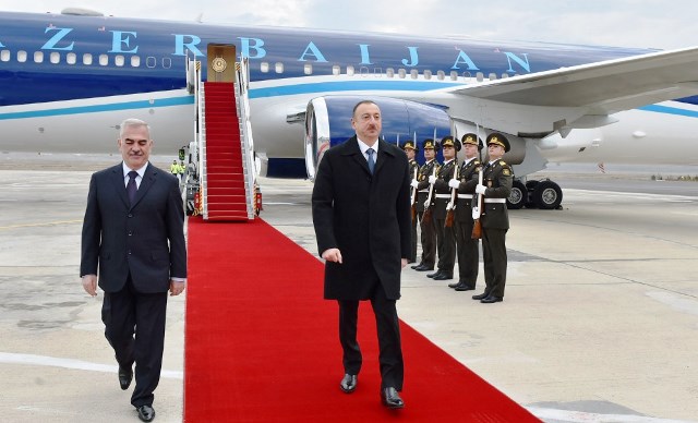 İlham Əliyev Naxçıvana gedib