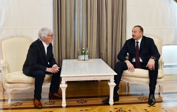 Ilham Aliyev  ha recibido a  Berni Ekklstone ,el  presidente de  «Formula One Management»