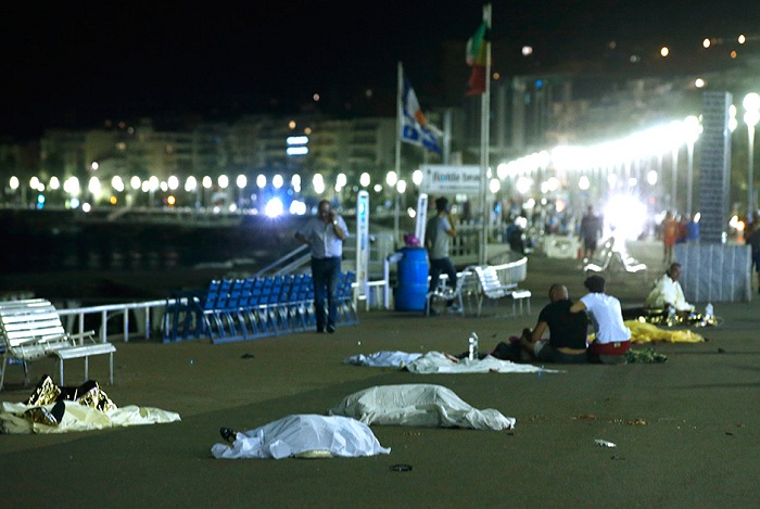 Videoaufnahmen aus Nizza zeigen Moment des Anschlages