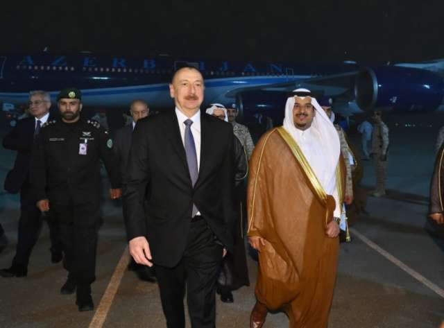 Azerbaijani president visits Saudi Arabia - PHOTOS