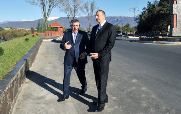Prezident magistraldakı işlərlə maraqlandı - Fotolar