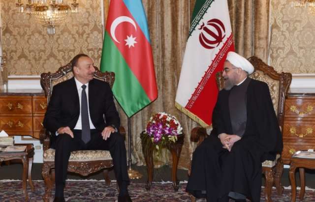 Entretien en format restreint des présidents Ilham Aliyev et Hassan Rohani
