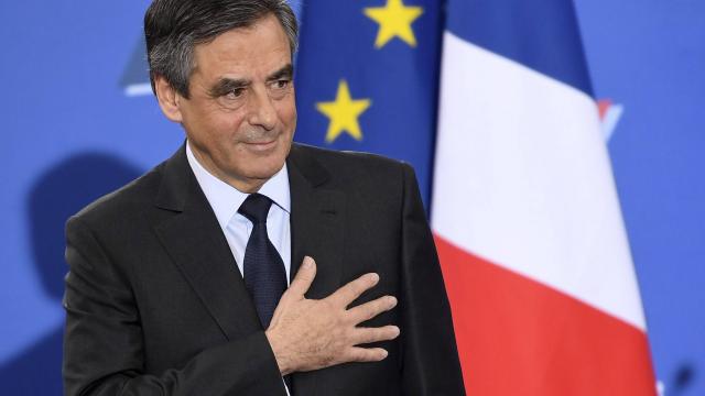 François Fillon présente ses excuses aux Français