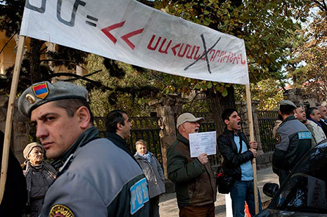 Protest over treaty: Armenian activists call on Constitutional Court to overrule EEU membership