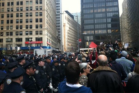 NY riot police block protesters at headquarters