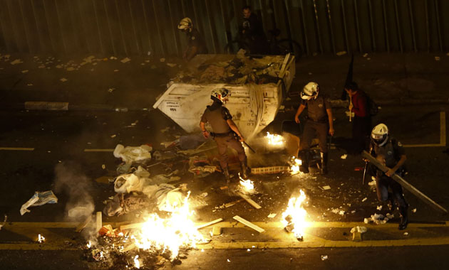 Nuevos choques entre policía y manifestantes a favor de Rousseff