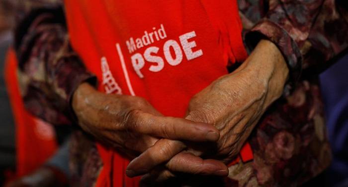 PSOE y Podemos solicitan a Rajoy comparecer en el Congreso