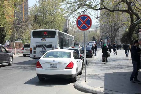 Pullu parklama yerləri ləğv ediləcək
