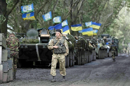 Ukrayna ordusu Luqanska daxil oldu 