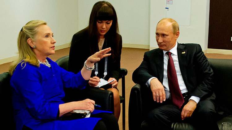 “Con Putin siempre es interesante“: Desenmascaran la hipocresía de Clinton sobre Rusia y su líder