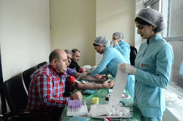 Nazirlik qanvermə aksiyası keçirir