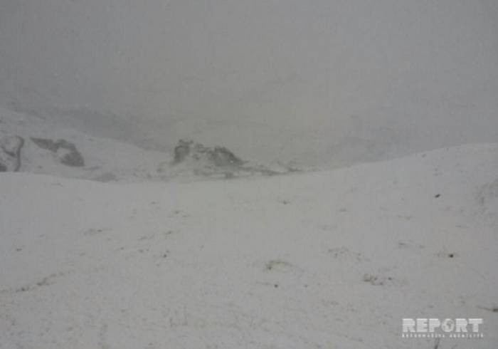 La première chute de neige en Azerbaïdjan – PHOTO