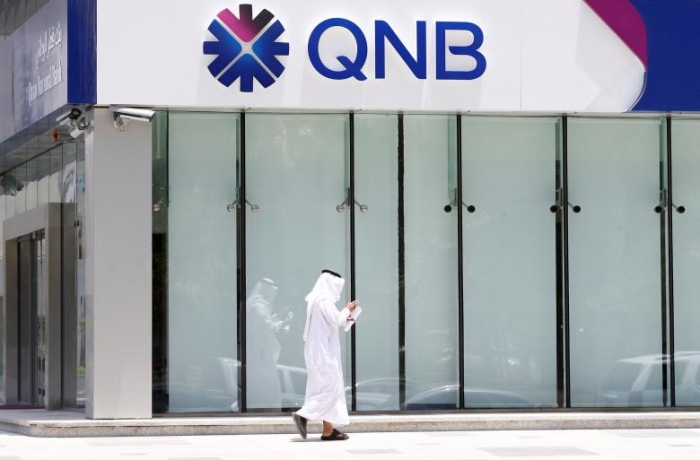 Qatari riyal under pressure as Saudi, UAE banks delay Qatar deals