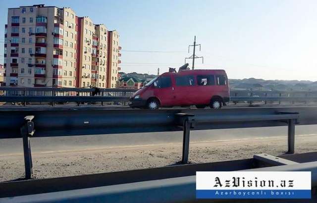 Sumqayıt yolunda ağır qəza:  Ölən və yaralılar var - FOTO (Yenilənib) 