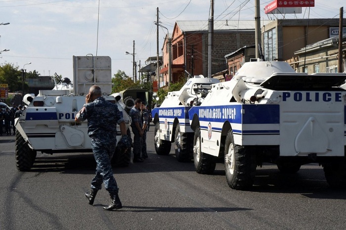 El tiroteo en Ereván:disparados los rebeldes, detenidos 30 personas (Video)