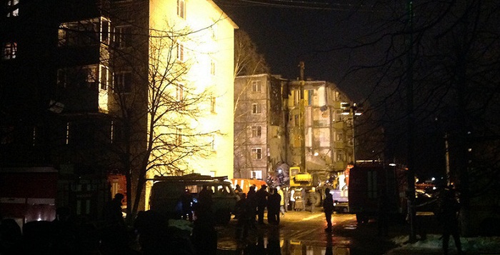 Quatre morts et plusieurs disparus après une explosion de gaz dans un bâtiment à Iaroslavl, Russie