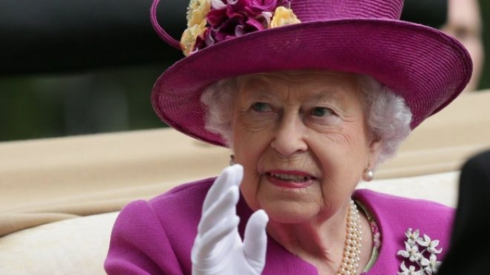 Queen to receive £6m pay increase from public funds