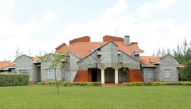 Gunmen attack Kenyan Deputy President's residence as he campaigns ahead of vote