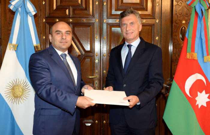 Azerbaijani envoy to Argentina presents his credentials