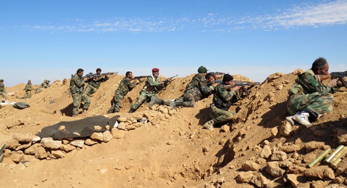 EEUU anuncia que reclutará más combatientes sirios para operación en Al Raqa 