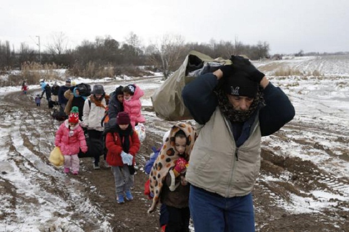 Les jeunes réfugiés risquent de mourir de froid en chemin