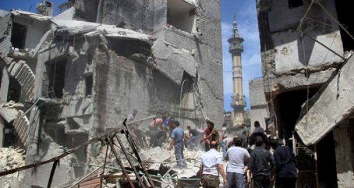 Rəqqa bombalandı, 43 dinc sakin öldü