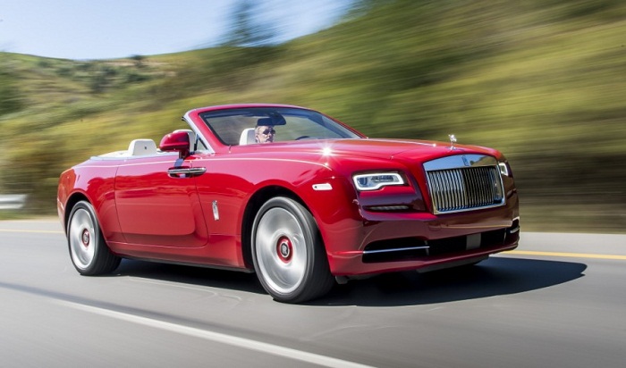 Der Rolls-Royce Dawn fährt nicht, er schwebt