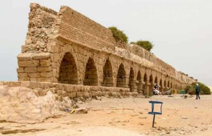 Israel uncovers ancient Roman history at Mediterranean port