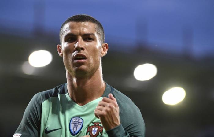 Cristiano Ronaldo papa de jumeaux, annoncent les médias portugais