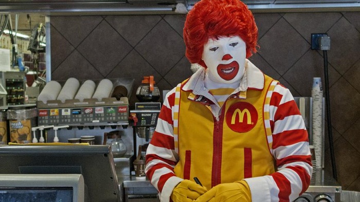 Le clown Ronald McDonald prié de rester chez lui